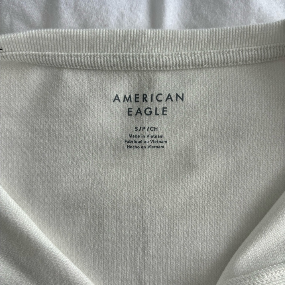 American Eagle Off-White Buttoned Top - Picture 3 of 4
